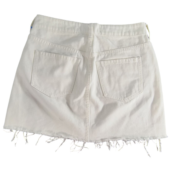 PacSun Embroidered Mini Skirt Women's Size 26 White Denim Fringe Hem Zip Front - Picture 10 of 16